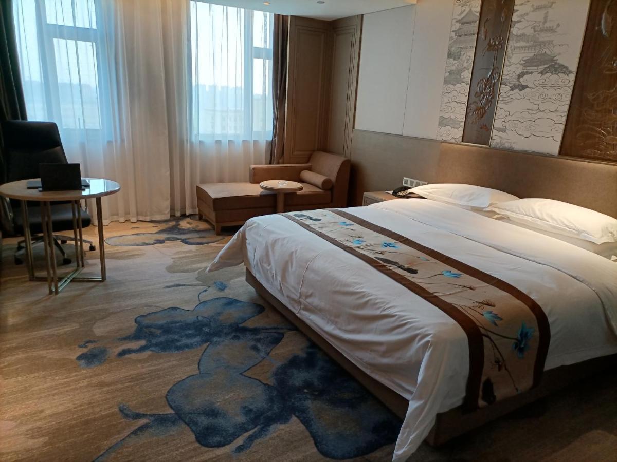 Baoying Jinling Hotel מראה חיצוני תמונה